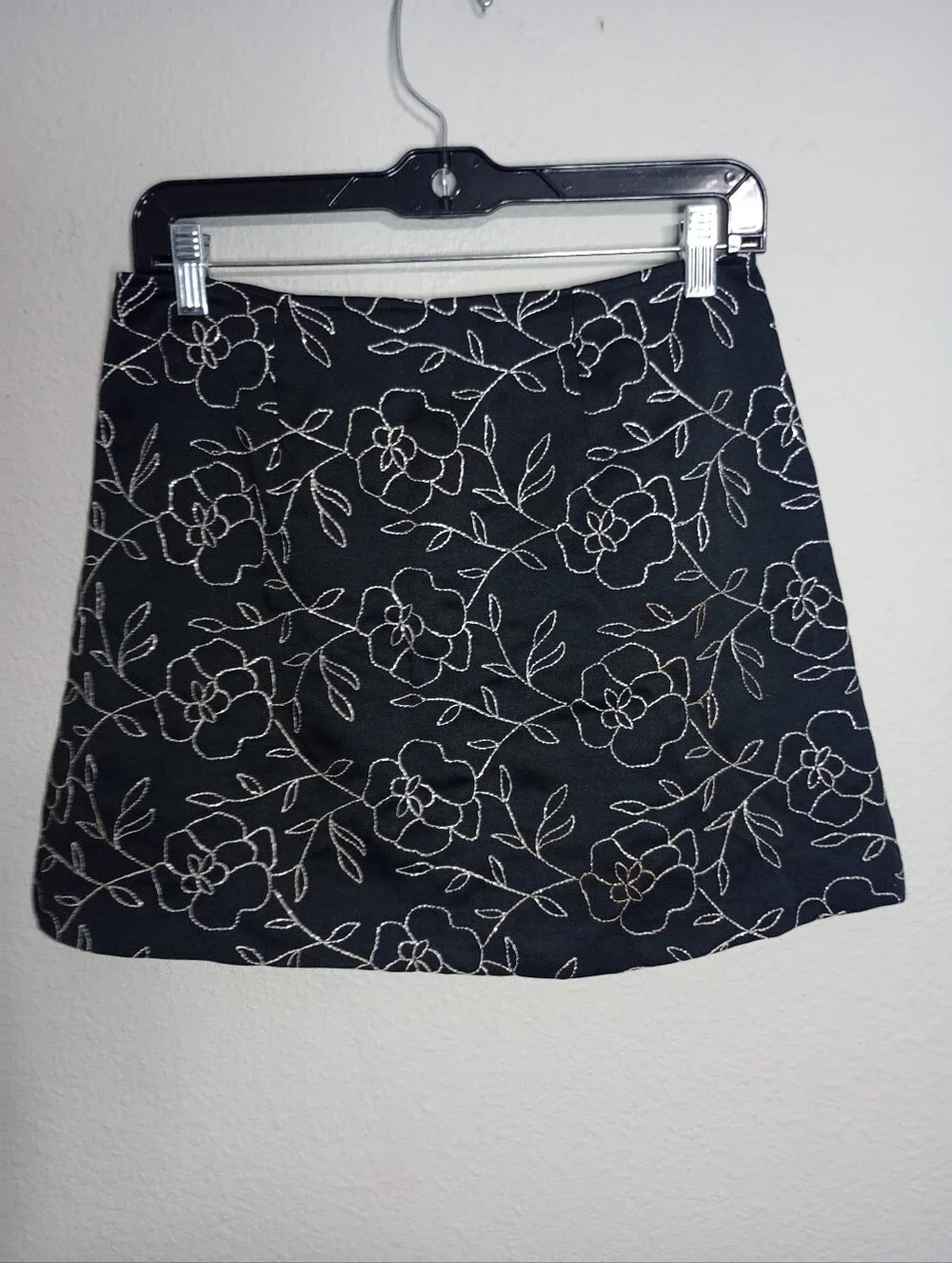 Vintage 90s Rampage Silver Floral Embroidered Mini Skirt Whimsigoth Witchy